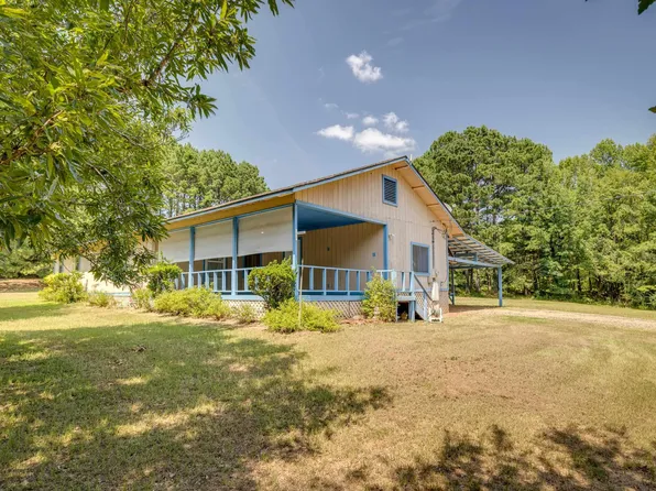 976 New Prospect Rd, Dubach, LA 71235