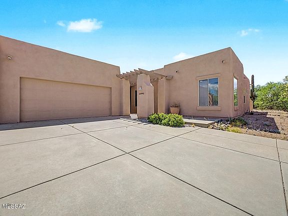 3rd image of 13792 E Langtry Ln