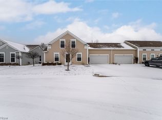 8708 Wakefield Run, North Ridgeville, OH 44039