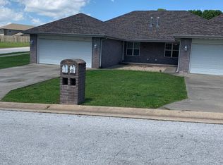 307 W Daniels St, Ozark, MO 65721
