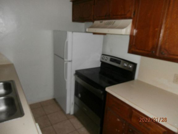4th image of 6401 NW Oak Ave