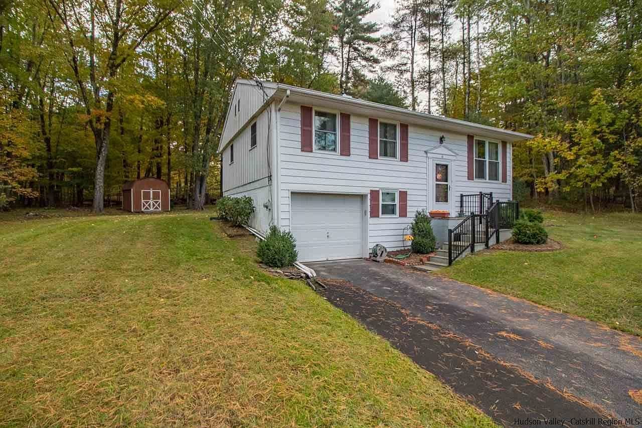 10 Dover Ct, West Hurley, NY 12491 Zillow