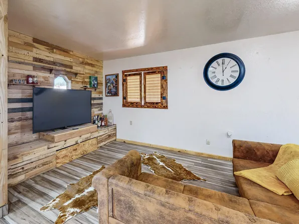 1160 Calle Mesquite, Bernalillo, NM 87004