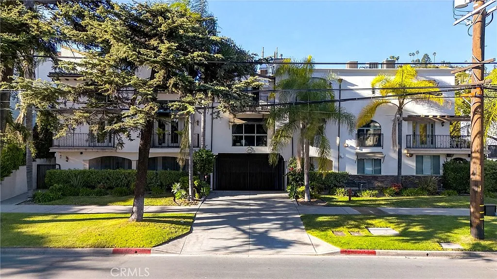 2 bed, 1440 sqft, $4,000 — Photo 1