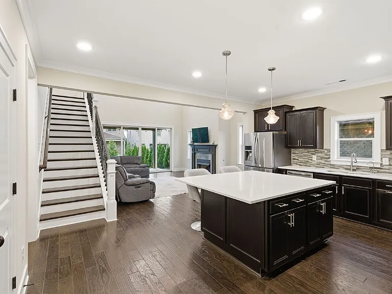 790 Fontwell Ln — Photo 14