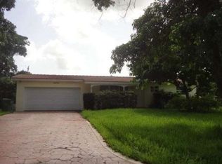 4230 SW 74th Ave, Davie, FL 33314