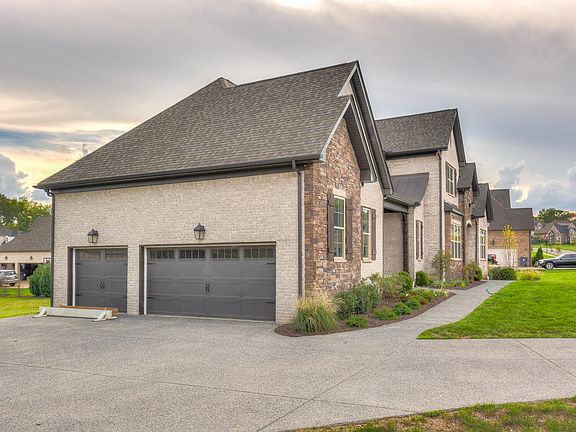 2nd image of 322 Conoga Dr