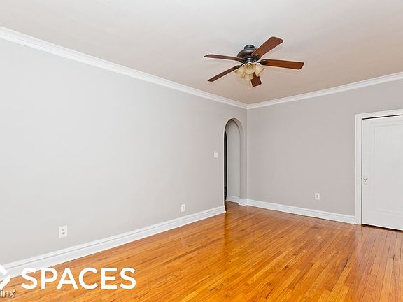 3rd image of 4660 N Elston Ave #F2