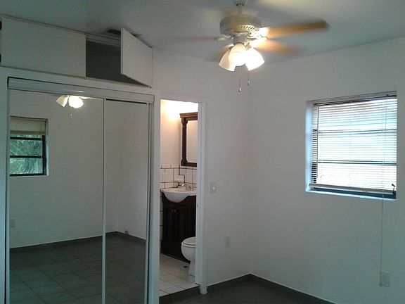 4th image of 220 NE 107th St #1