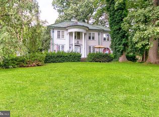 121 Mount Vernon St, Oxford, PA 19363