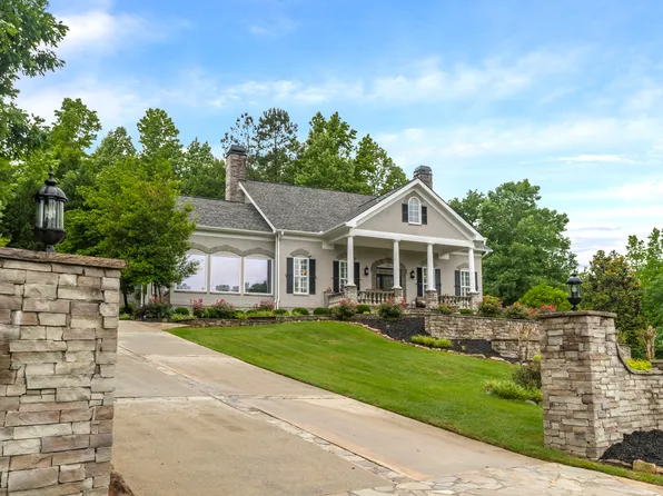 148 Glen Lake Dr, Hoschton, GA 30548