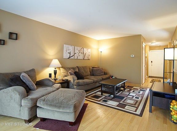 2nd image of 112 N Waterford Dr #112