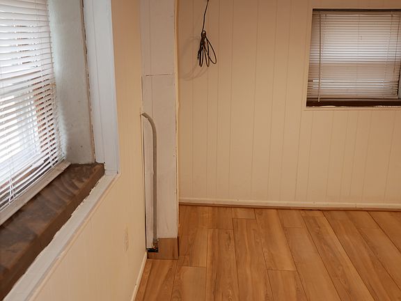2nd image of 2414 W Medill Ave #G
