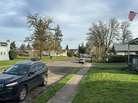 4th image of 150 17th Ave