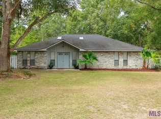 15049 Pinecrest St, Gonzales, LA 70737