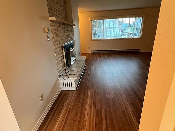 front room and gas fireplace