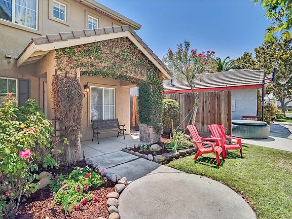 3rd image of 2181 Bridle Creek Cir