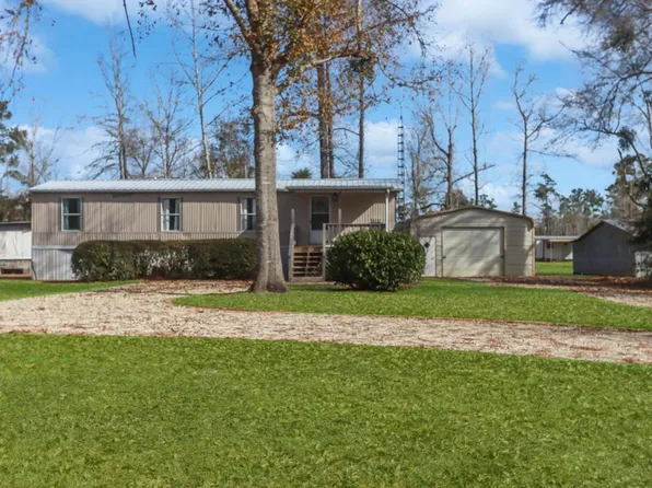 172 Bramlett St, Wewahitchka, FL 32465