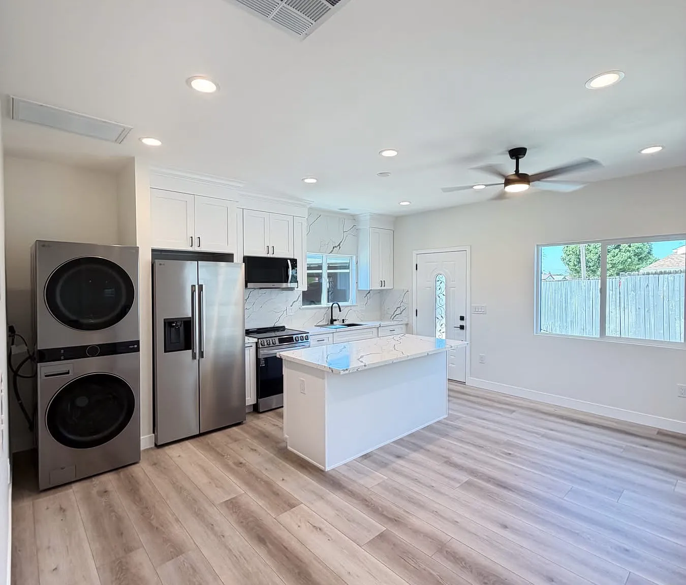 8658 Holly Way — Photo 1