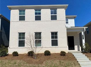 4402 Grosbeak Dr, Hoschton, GA 30548