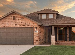 2921 Cottonwood Ave, Wolfforth, TX 79382