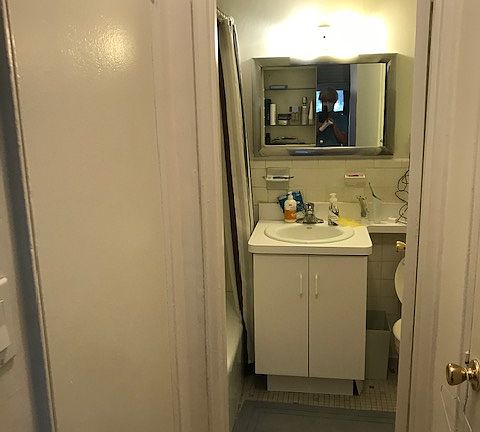4th image of 327 W 30th St APT 2F