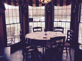 1 Heatherfield Dr, Edgewater Park, NJ 08010