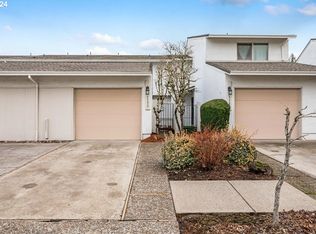 3390 NE 29th St, Gresham, OR 97030
