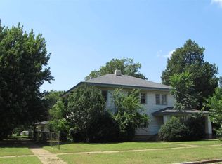 344 1/2 S Palm St, Ponca City, OK 74601