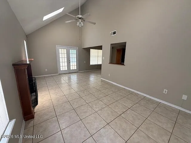 3 bed, 2.0 bath, 1400 sqft, $1,500 — Photo 4