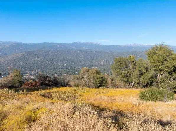 1 Highway 41, Oakhurst, CA 93644