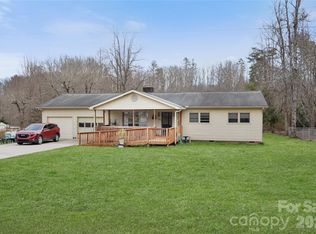 1292 Creekwood Dr, Morganton, NC 28655