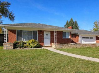 23821 Lambrecht Ave, Eastpointe, MI 48021
