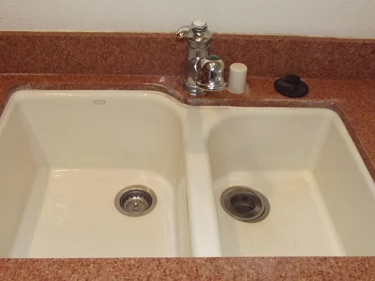 9201 Worsley Park Pl — Photo 13