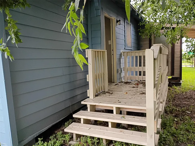 7815 Dayton St — Photo 21