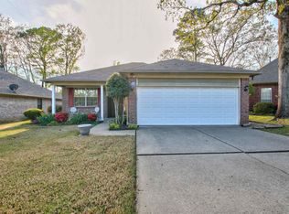 1909 Rainwood Cove Dr, Little Rock, AR 72212