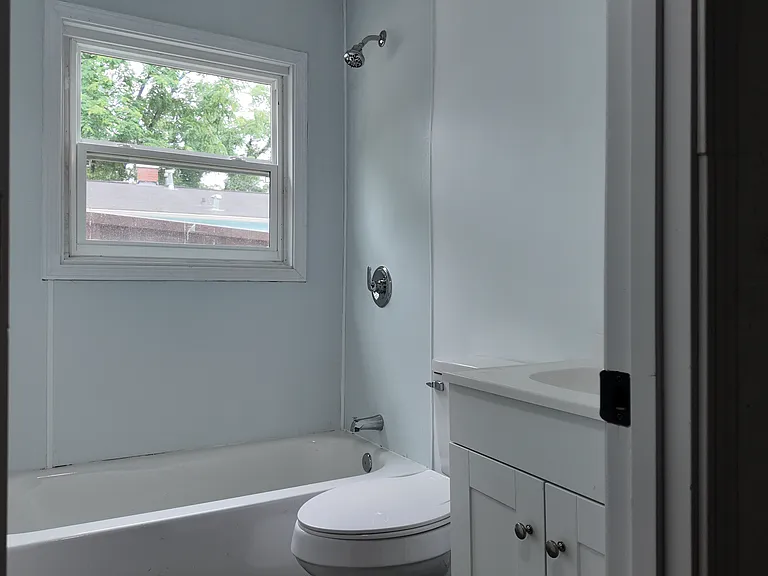 112 Gordon St #2 — Photo 9