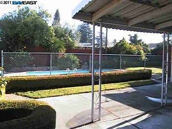 3rd image of 42716 Palm Ave