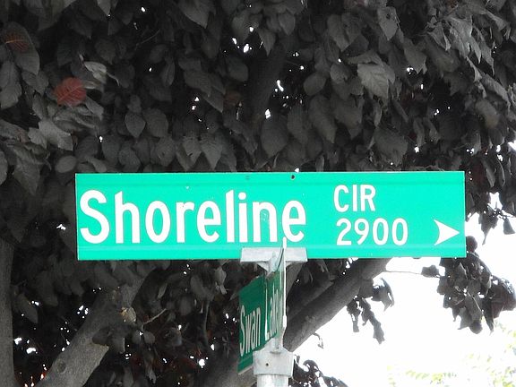 5th image of 1242 Shoreline Cir