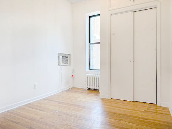5th image of 229 Columbus Ave APT 5R