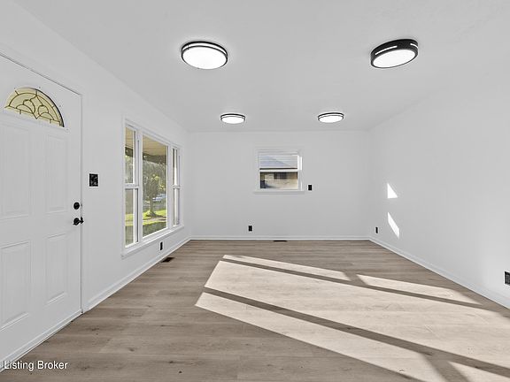 5th image of 3722 Rouge Way