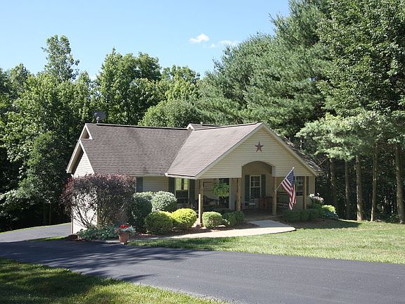 3rd image of 645 Floral Valley Dr W