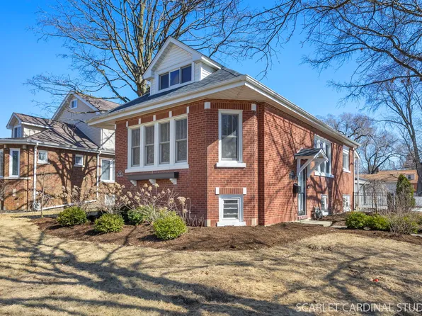 453 S Wisconsin Ave, Villa Park, IL 60181