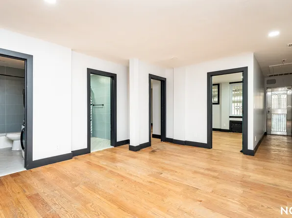 404 Onderdonk Avenue image 6 of 22