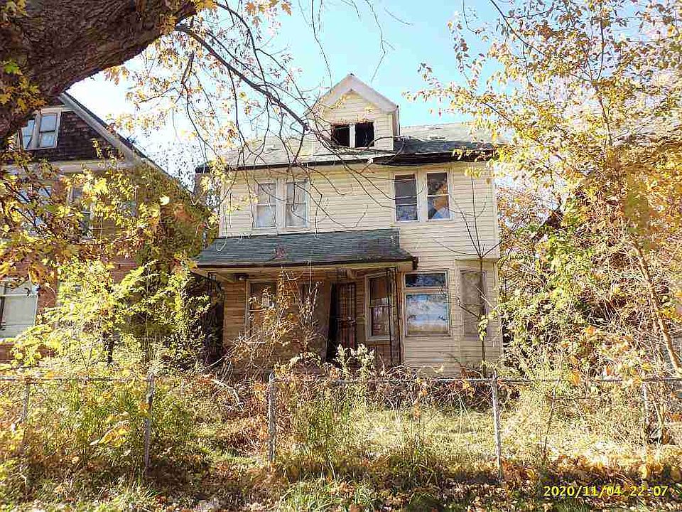2911 Hurlbut