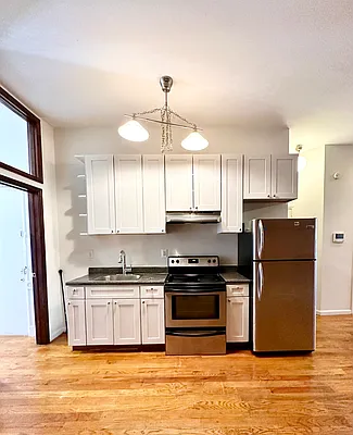 Rented by Bedford And Dean LLC | media 3