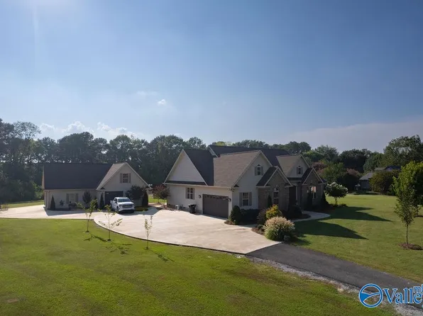 3533 Hall Dr, Southside, AL 35907