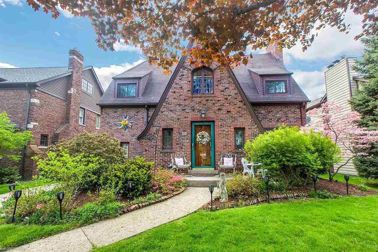 717 University Pl, Grosse Pointe, MI 48230 Zillow