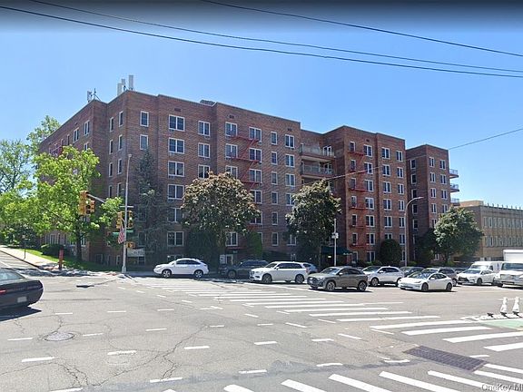 2nd image of 241-20 Northern Boulevard #4A