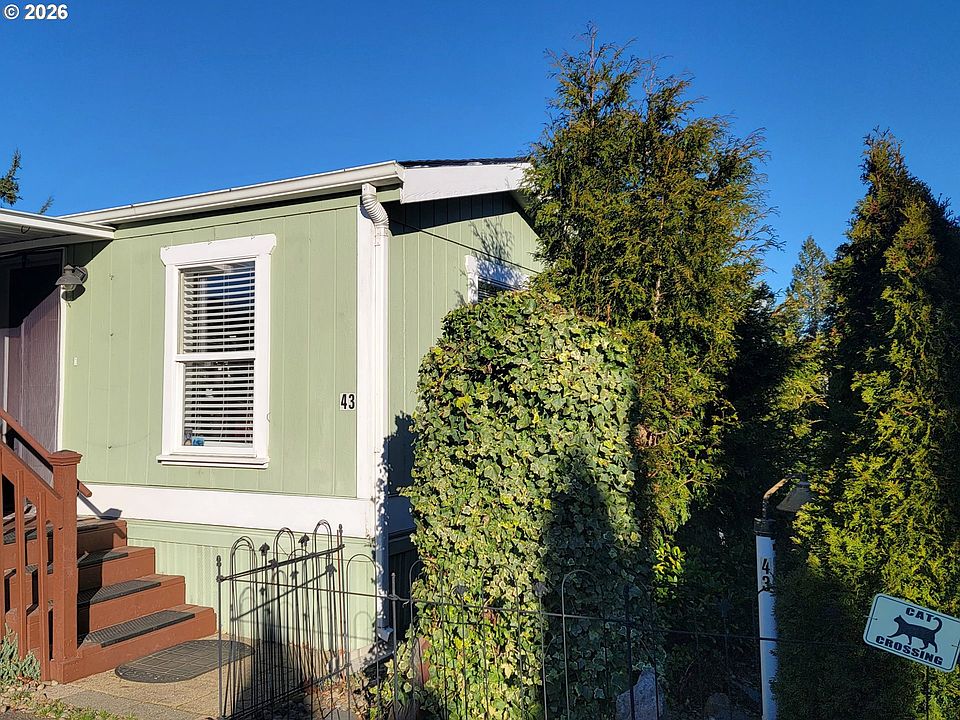 1st image of 2980 NE Division St